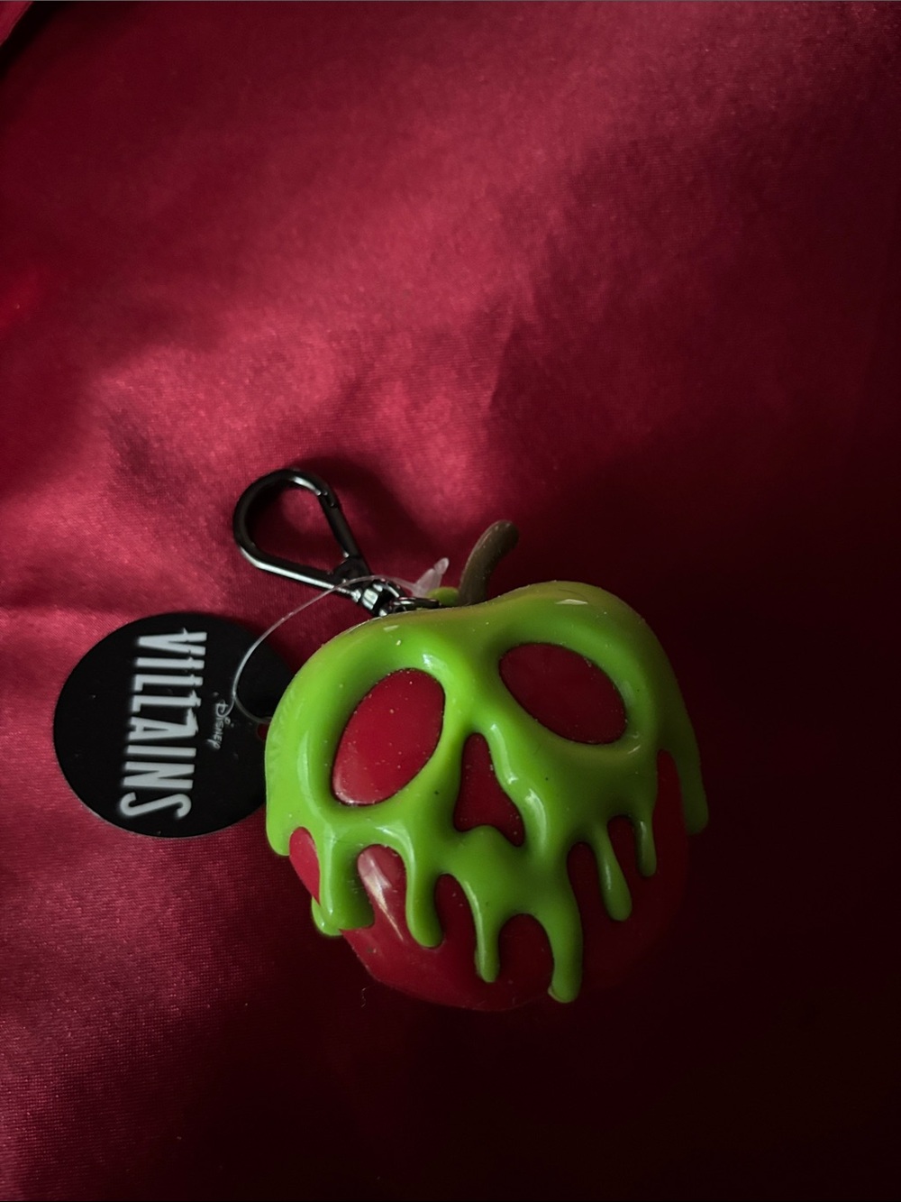 Bath & Bodyworks Disney Villains Poison Apple pocketbac holder  -